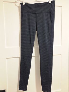 Athleta Chaturanga Herringbone Yoga Leggings Size MT Medium Tall Blue Black